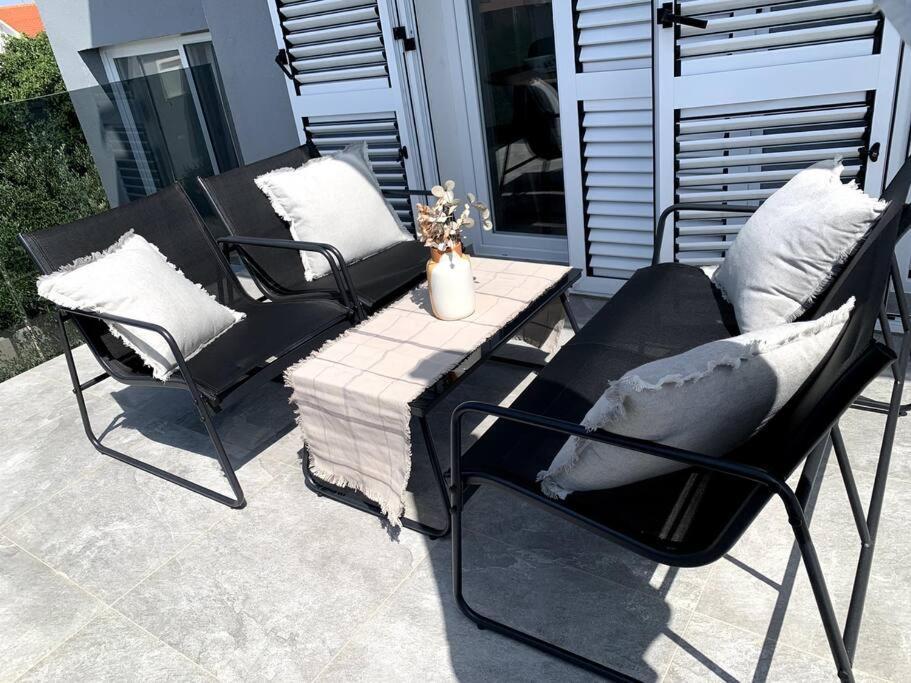 Deluxe Suites Anna فوديس المظهر الخارجي الصورة