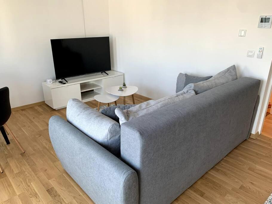 Deluxe Suites Anna فوديس المظهر الخارجي الصورة